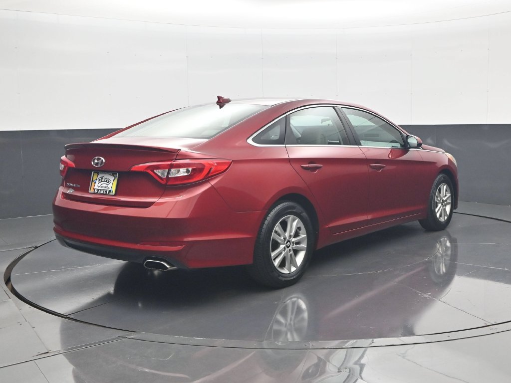 Used 2015 Hyundai Sonata SE w/ Cargo Package FWD image 6