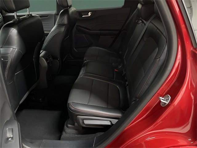Used 2024 Ford Escape ST-Line image 8