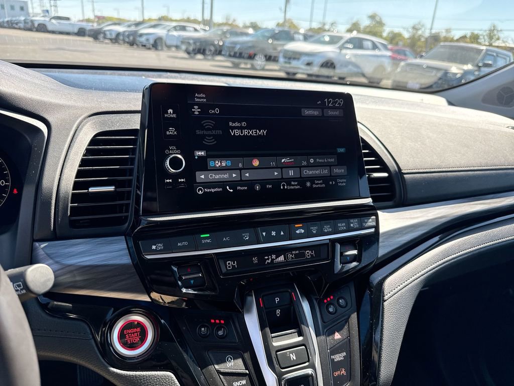 Used 2025 Honda Odyssey Elite image 16