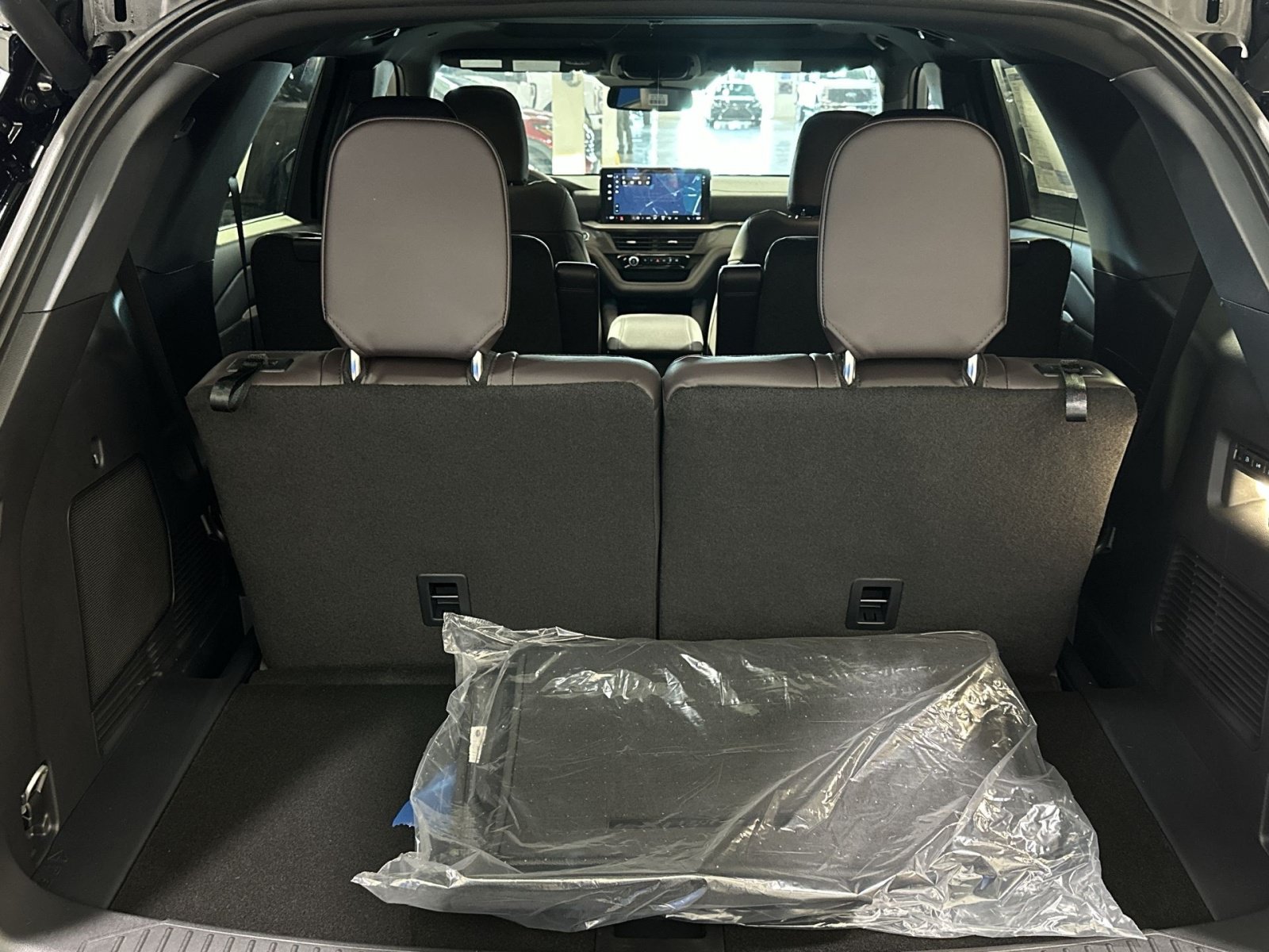 New 2026 Ford Explorer Platinum w/ LUX Leather Package AWD/4WD image 46