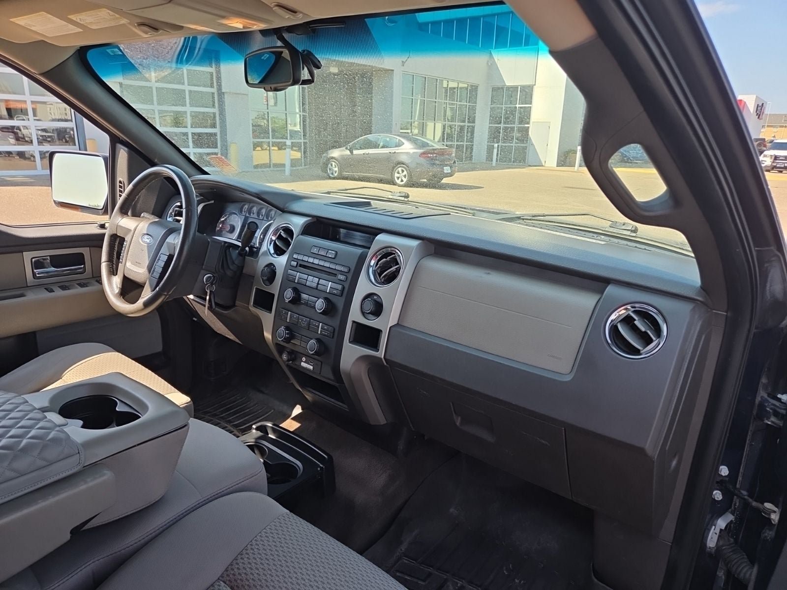 Used 2010 Ford F150 XLT AWD/4WD image 11