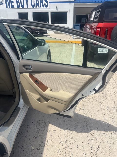 Used 2009 Nissan Altima 2.5 SL w/ Convenience Plus Pkg FWD image 9
