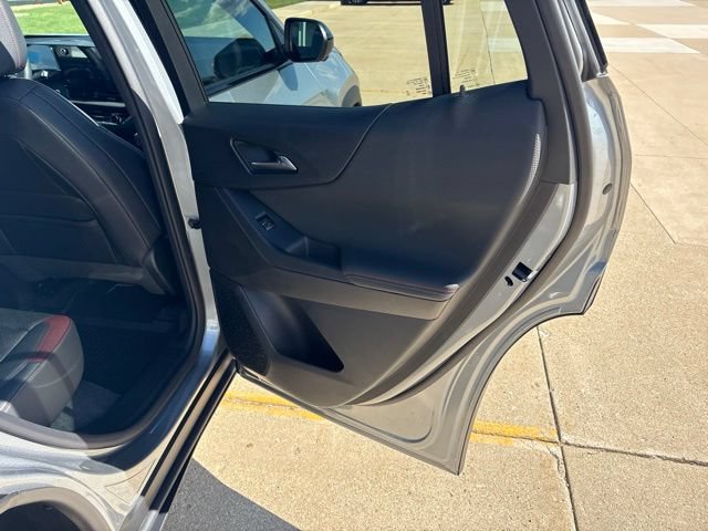 New 2026 Chevrolet Equinox RS w/ Convenience Package III AWD/4WD image 18