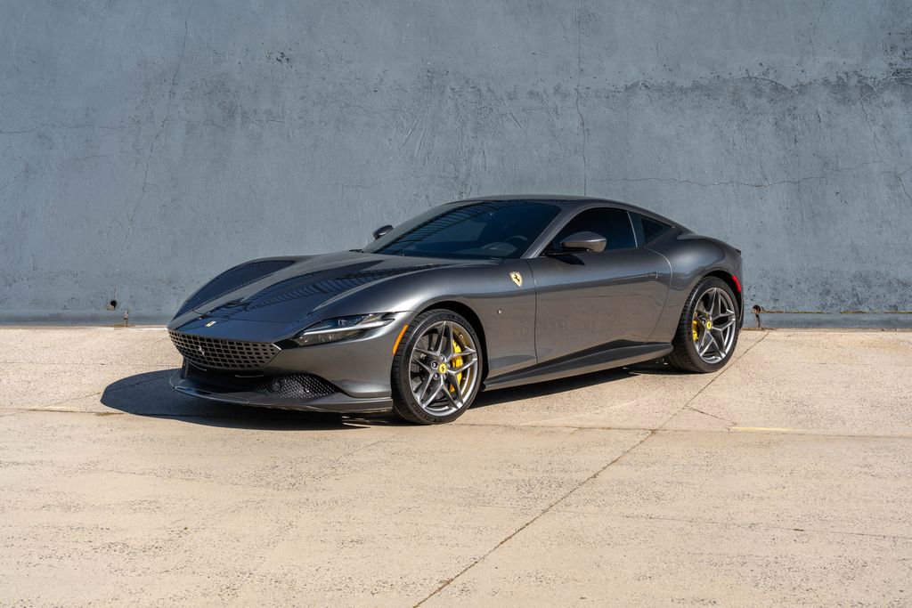 Certified 2022 Ferrari Roma RWD image 4