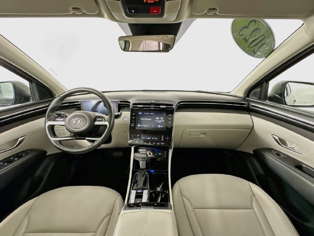 Used 2023 Hyundai Tucson SEL w/ Convenience Package AWD/4WD image 3