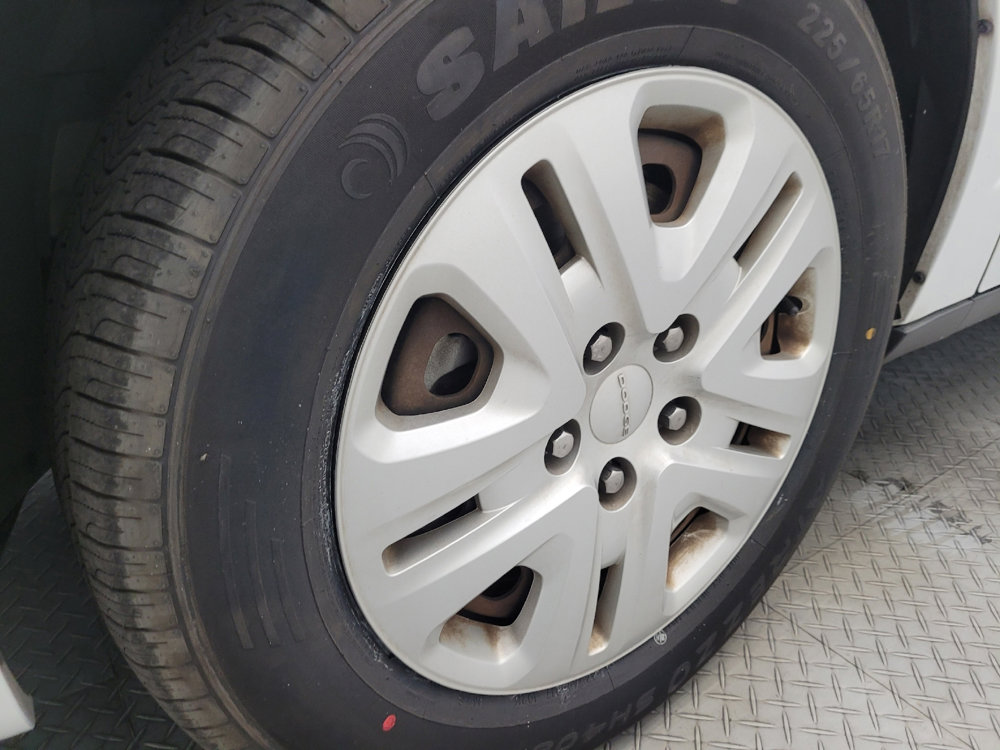 Used 2016 Dodge Grand Caravan American Value Package w/ UConnect Hands-Free Group image 31