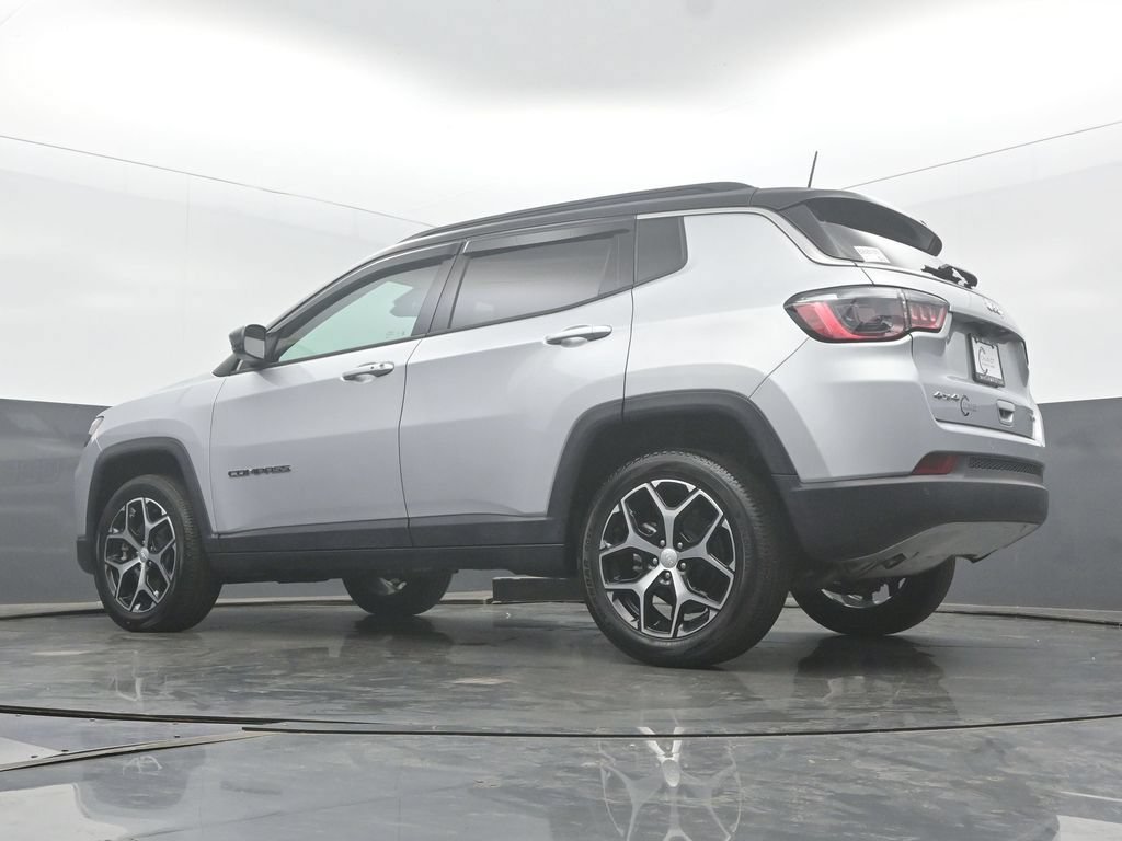 Used 2024 Jeep Compass Limited AWD/4WD image 50