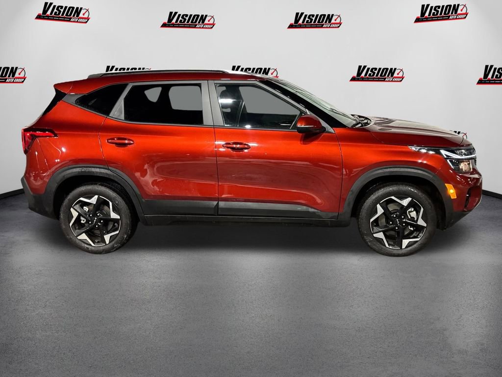 Certified 2025 Kia Seltos S image 4