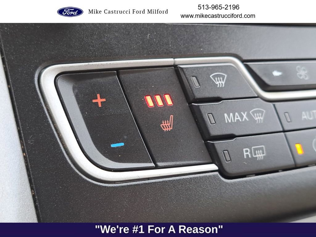 Used 2017 Ford Fusion SE w/ Fusion SE Technology Package image 18