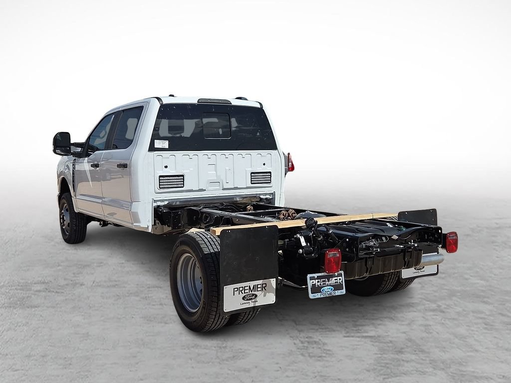 New 2026 Ford F350 XL w/ XL Chrome Package AWD/4WD image 8