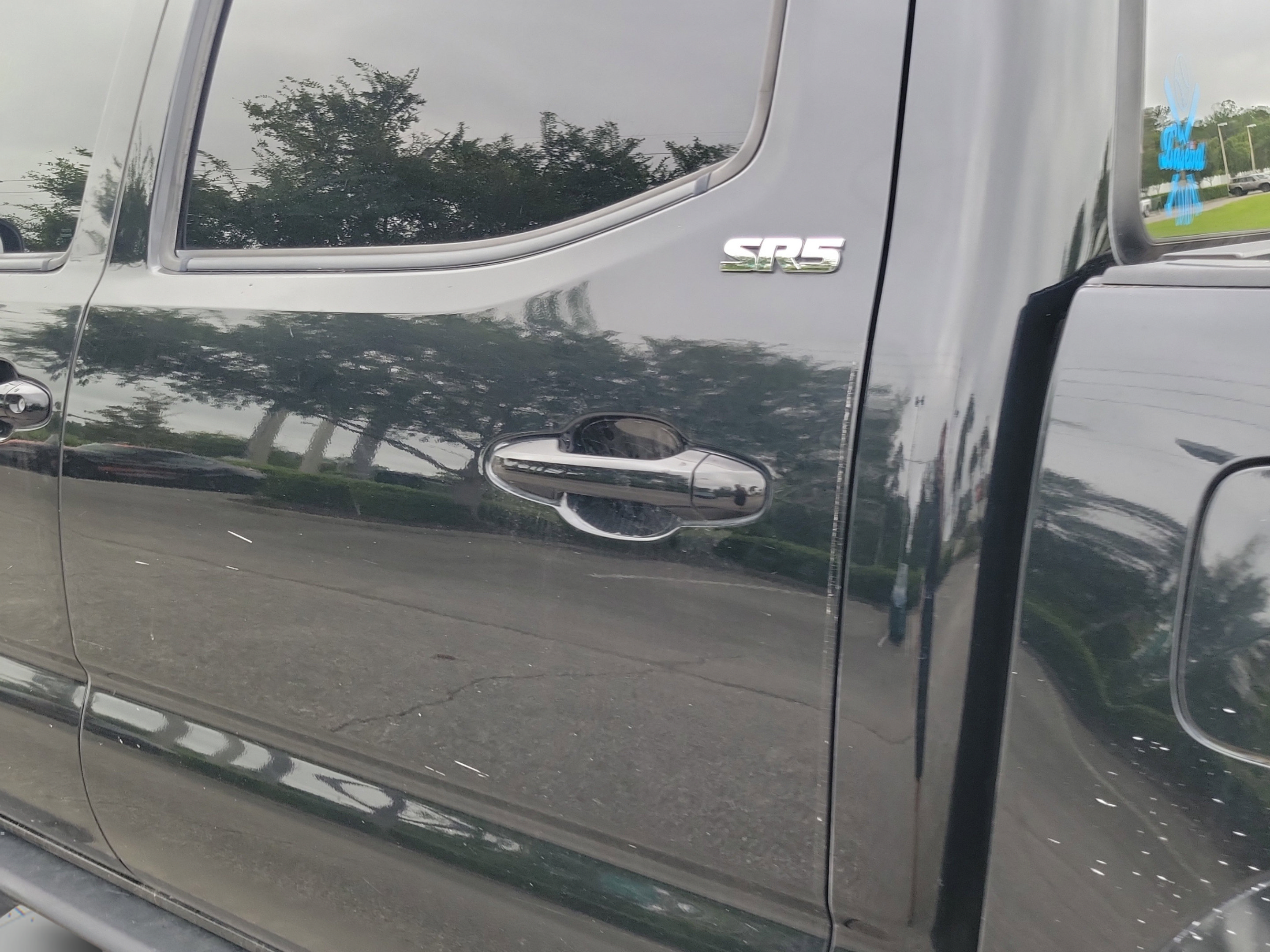 Used 2018 Toyota Tacoma SR5 RWD image 27