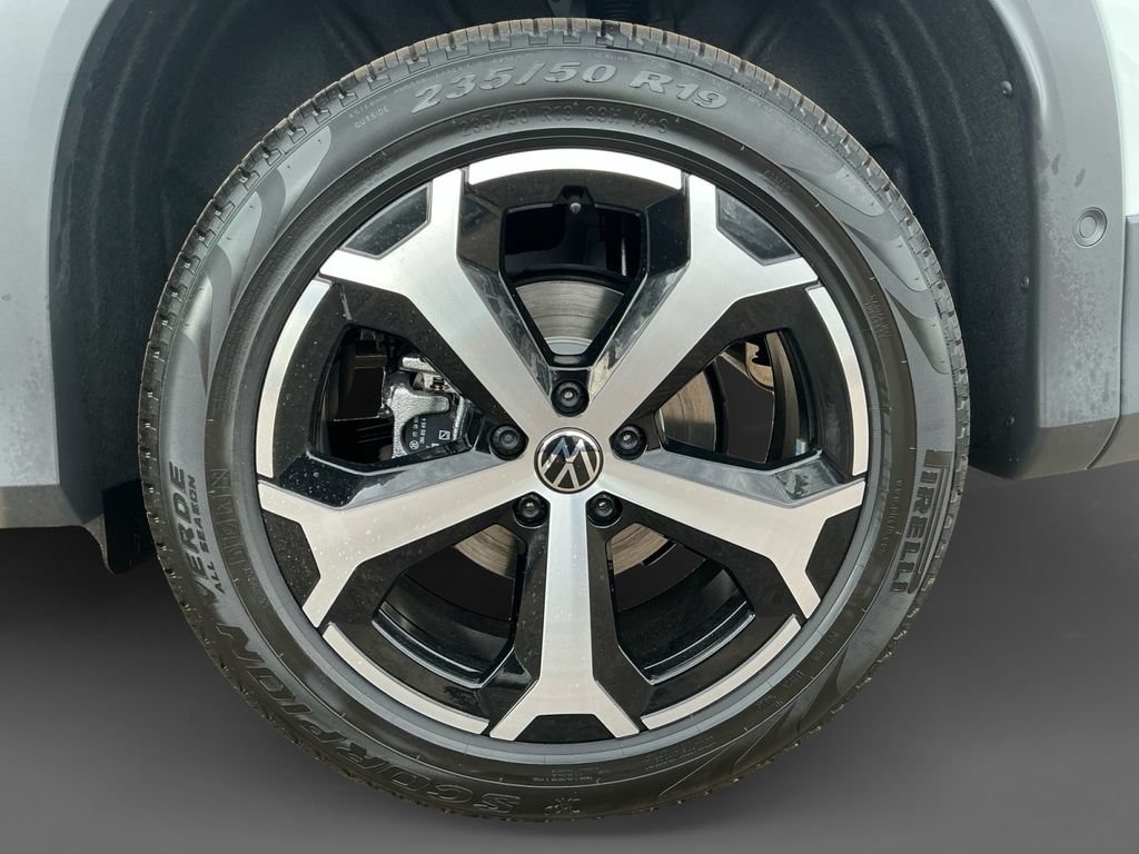 New 2026 Volkswagen Tiguan SE AWD/4WD image 14