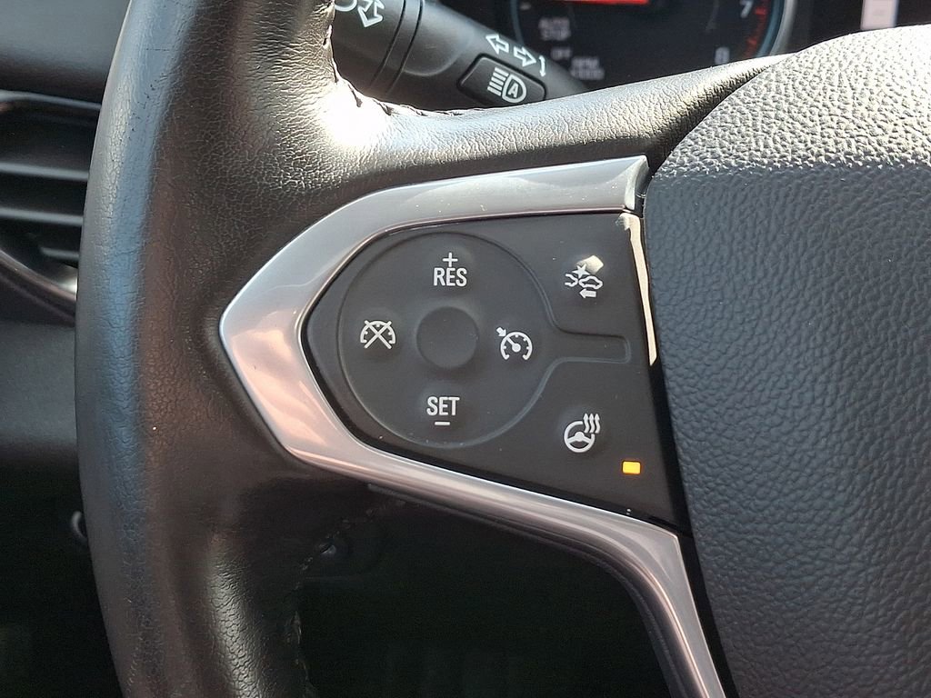 Used 2021 Chevrolet Traverse Premier AWD/4WD image 25