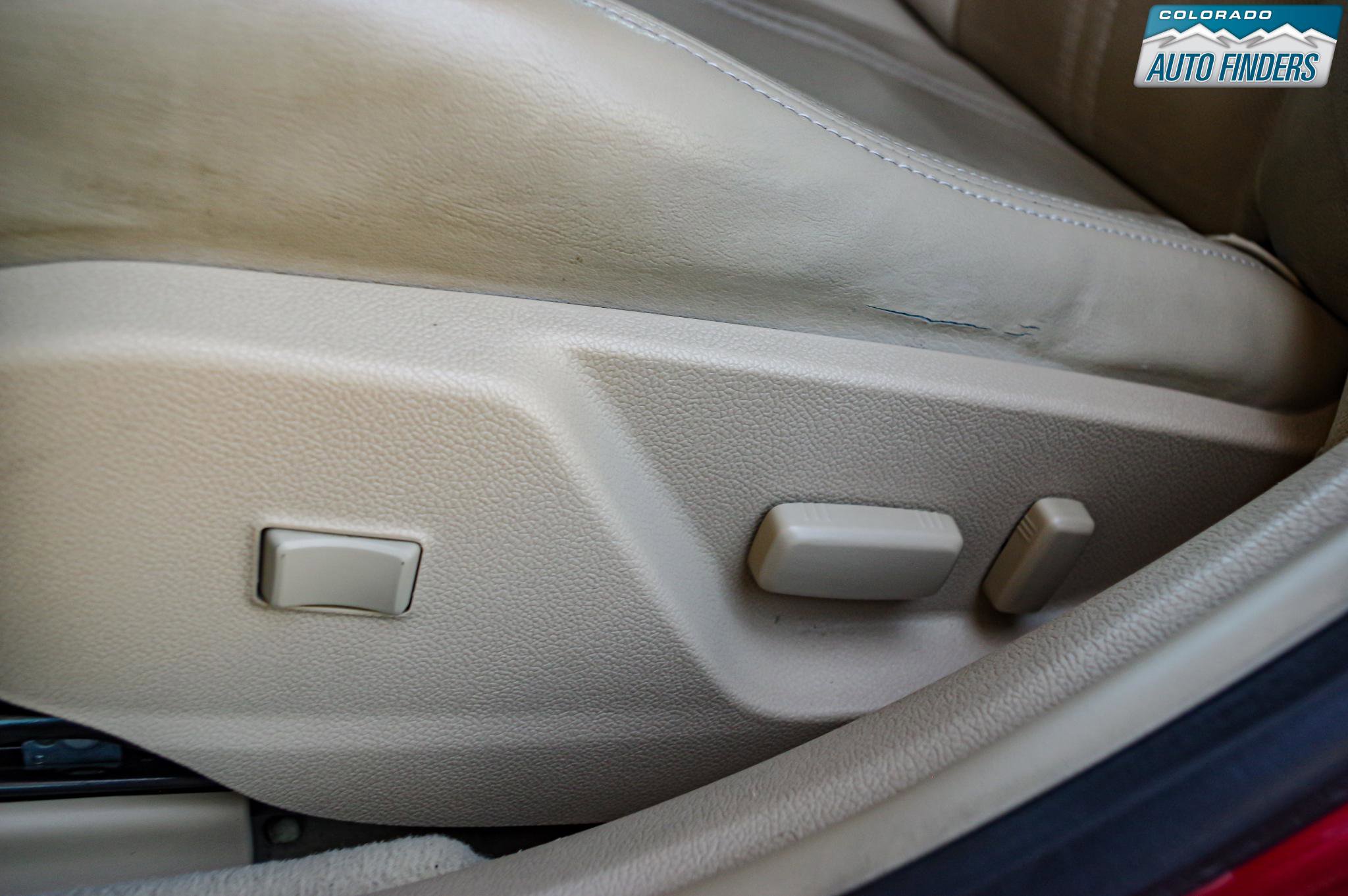 Used 2008 Cadillac CTS 3.6 AWD w/ Luxury Level One Package image 12