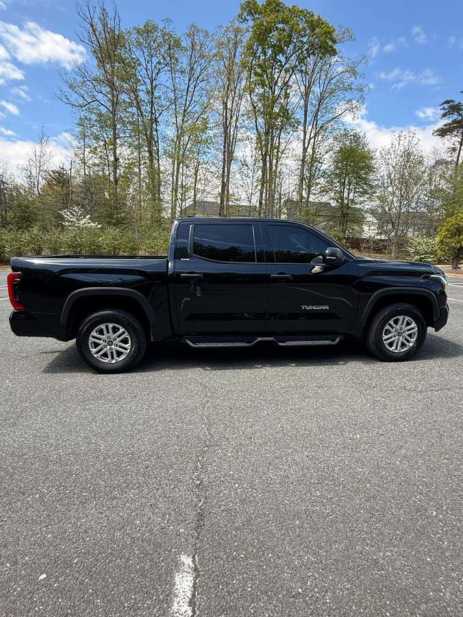 Used 2024 Toyota Tundra SR5 w/ SR5 Convenience Package AWD/4WD image 8