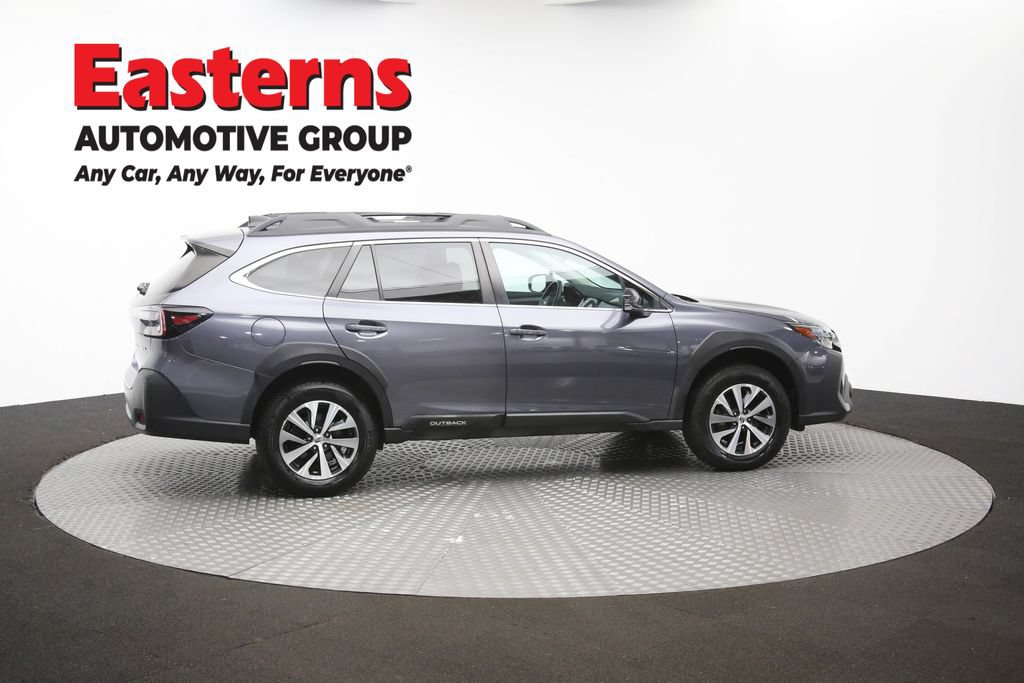 Used 2023 Subaru Outback Premium AWD/4WD image 42