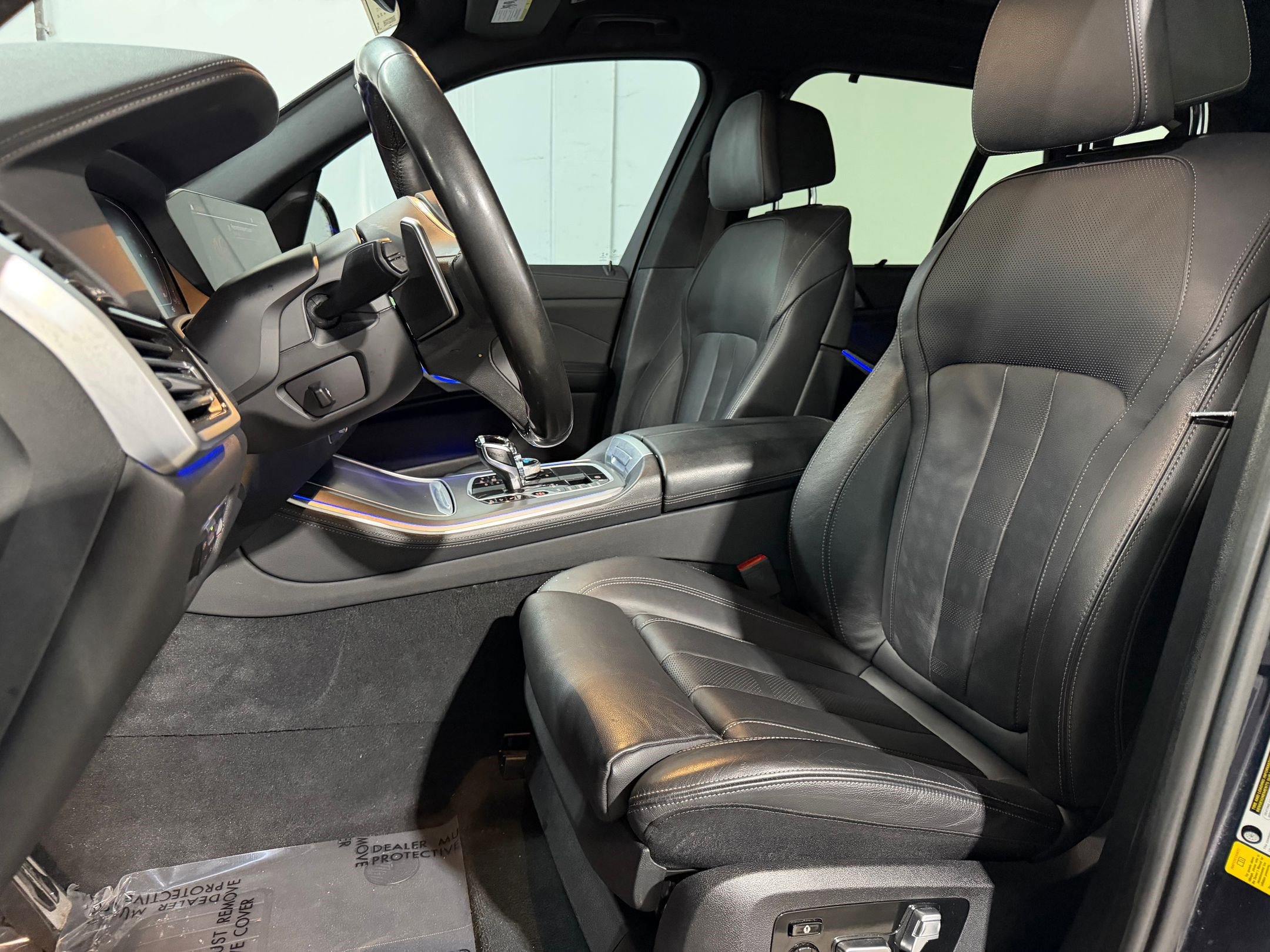 Used 2022 BMW X5 sDrive40i w/ M Sport Package image 5