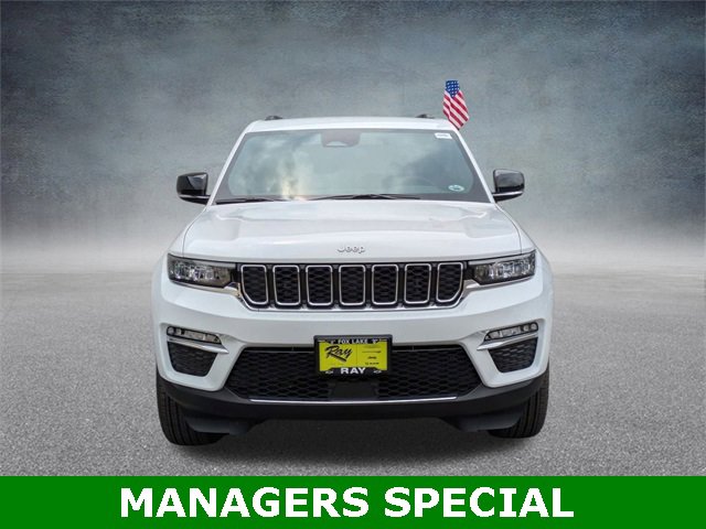 New 2025 Jeep Grand Cherokee Limited w/ Trailer Tow Package image 9