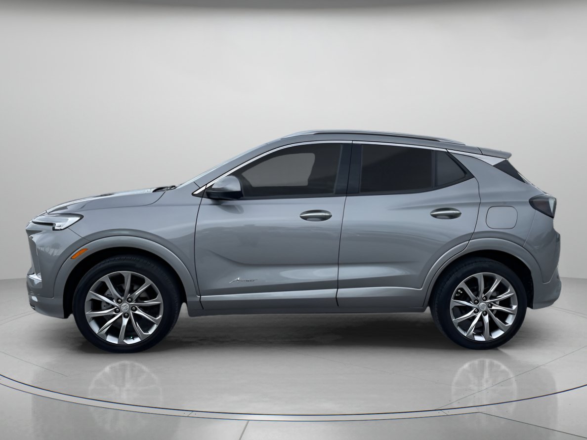 Used 2024 Buick Encore GX Avenir w/ Avenir Convenience Package AWD/4WD image 5
