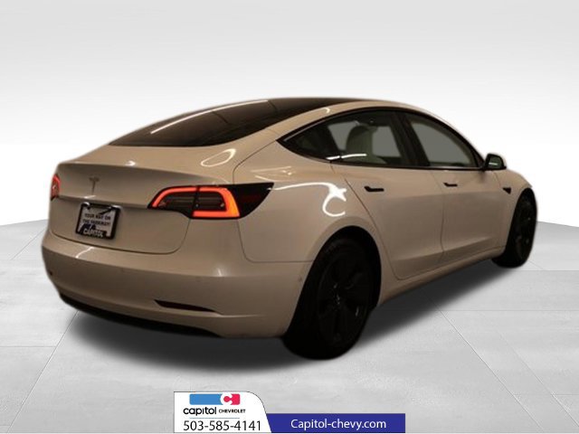 Used 2021 Tesla Model 3 Standard Range Plus RWD image 3