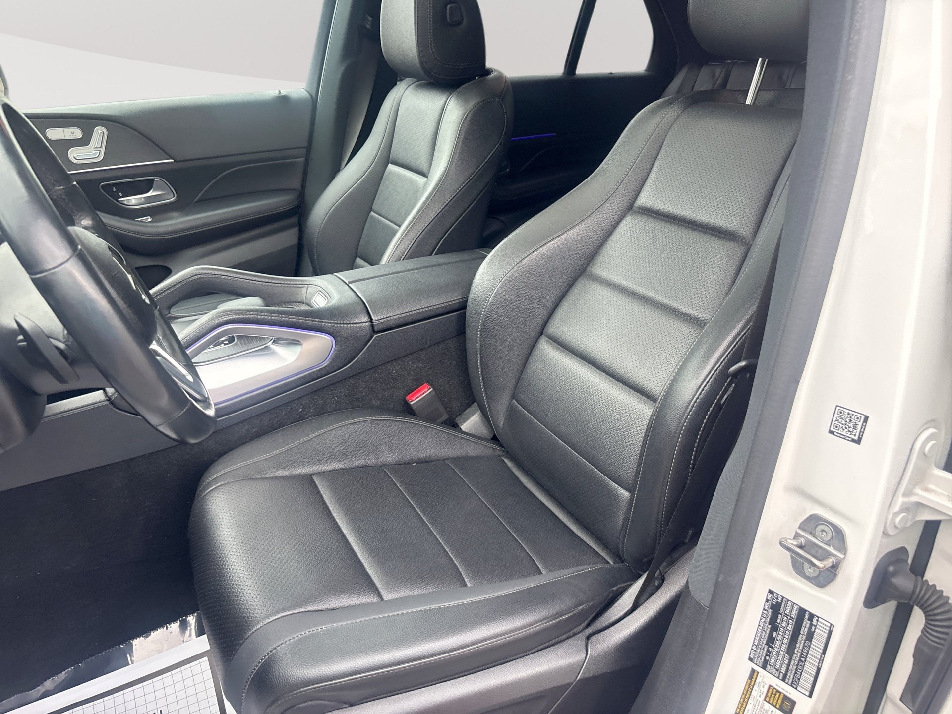 Used 2020 Mercedes-Benz GLE 350 4MATIC w/ Premium Package image 13