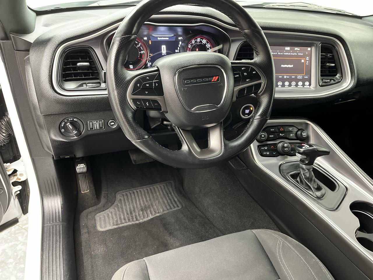 Used 2019 Dodge Challenger SXT w/ Driver Convenience Group RWD image 12