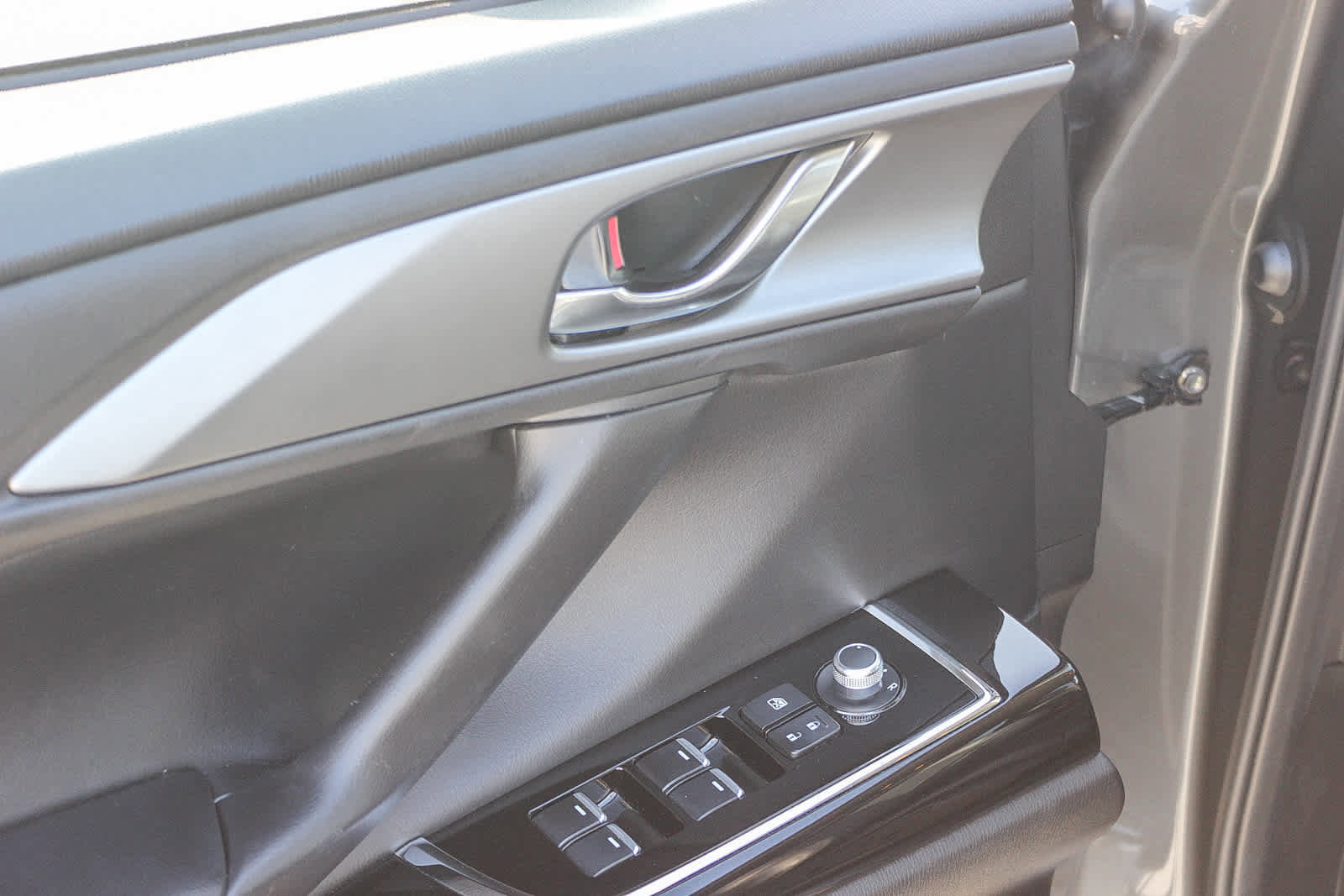 Used 2021 MAZDA CX-9 Touring image 16