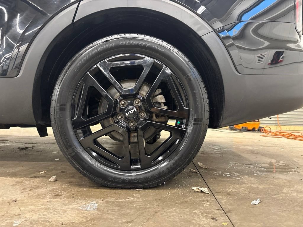 Certified 2023 Kia Telluride SX X-Line AWD/4WD image 32