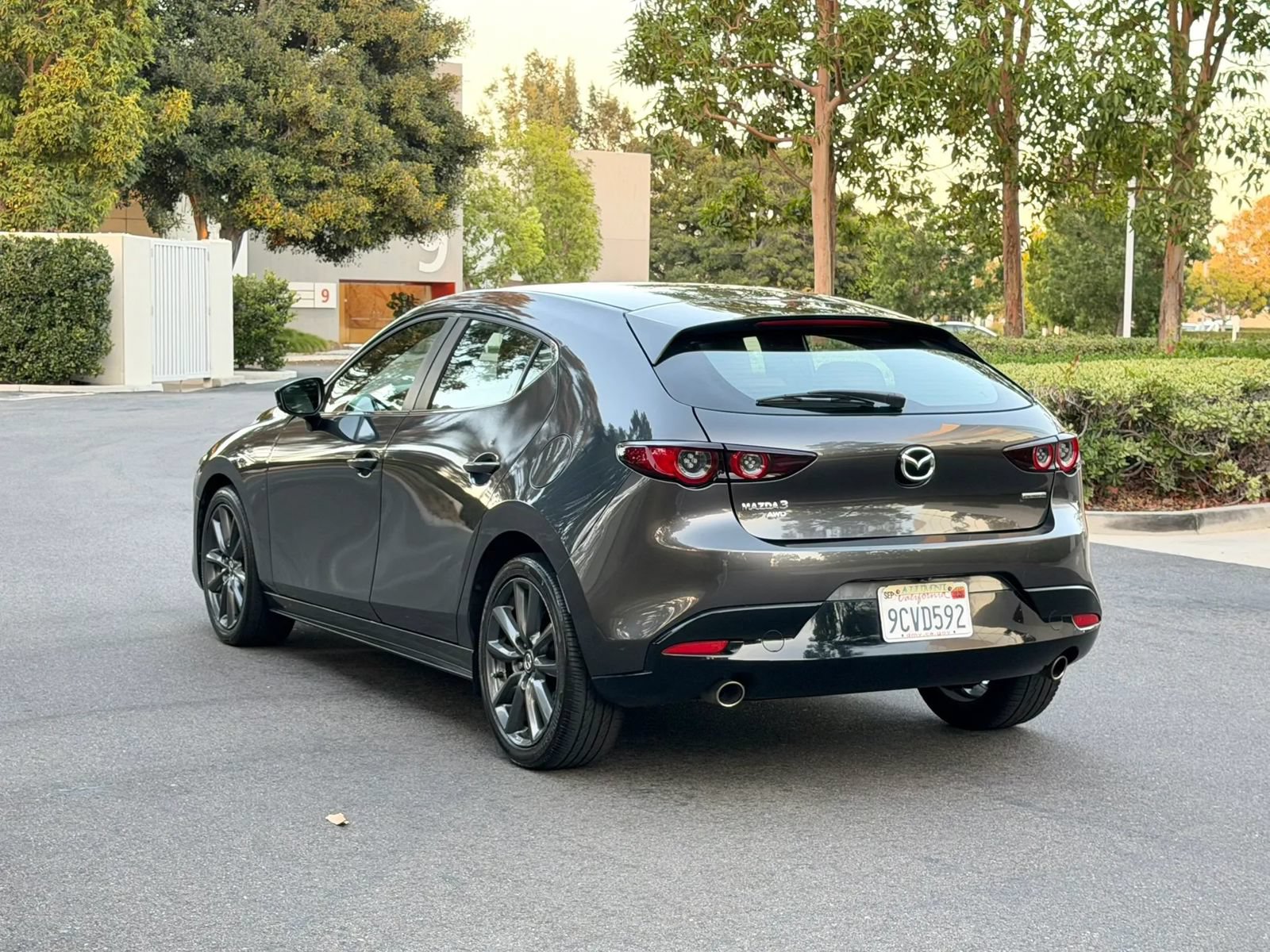 Used 2021 MAZDA MAZDA3 s AWD/4WD image 5