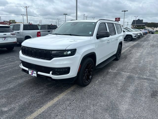 Used 2023 Dodge Charger SXT w/ Blacktop Package AWD/4WD image 28