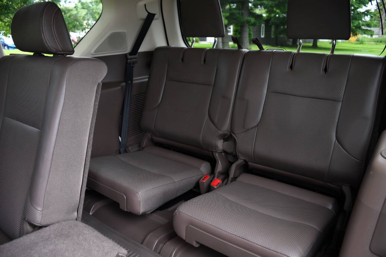 Used 2016 Lexus GX 460 Luxury AWD/4WD image 18