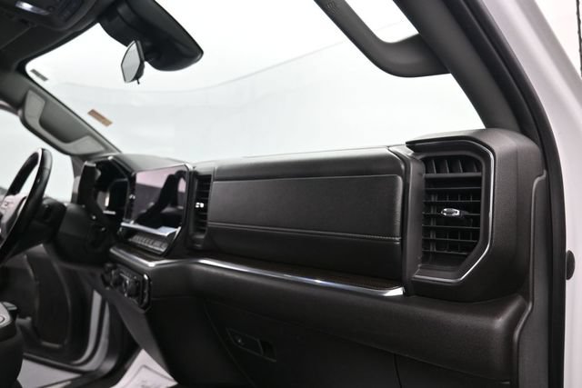Used 2024 Chevrolet Silverado 2500 LT AWD/4WD image 32