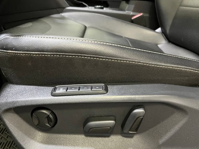 Used 2021 Volkswagen Atlas SEL AWD/4WD image 17