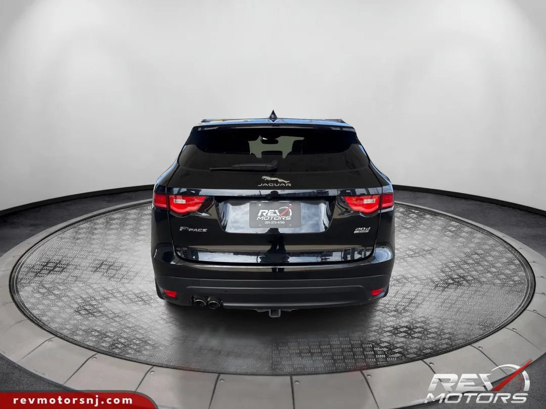 Used 2018 Jaguar F-PACE R-Sport AWD/4WD image 4