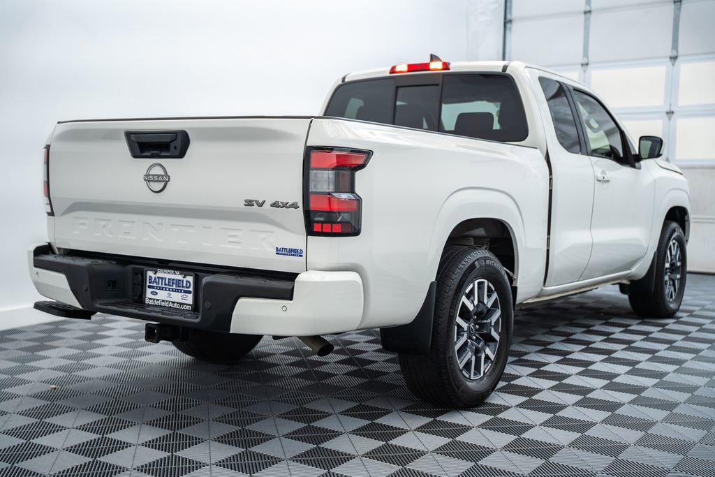 Used 2022 Nissan Frontier SV AWD/4WD image 7
