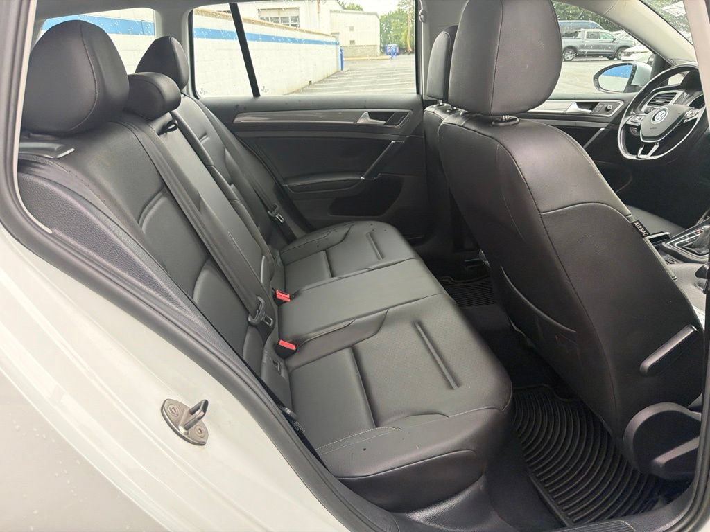 Used 2017 Volkswagen Golf Alltrack S AWD/4WD image 21
