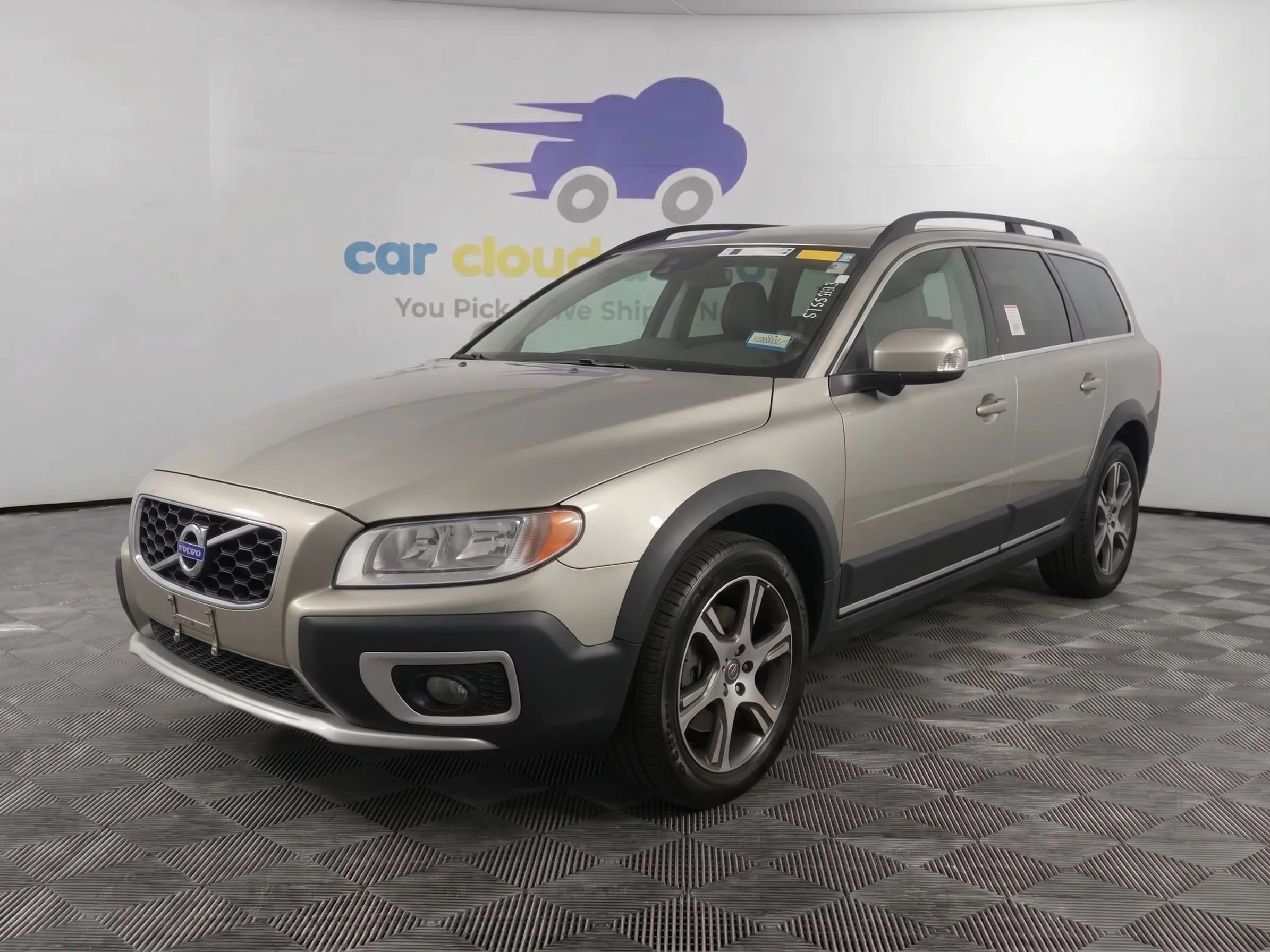 Used 2015 Volvo XC70 T6 AWD/4WD image 1