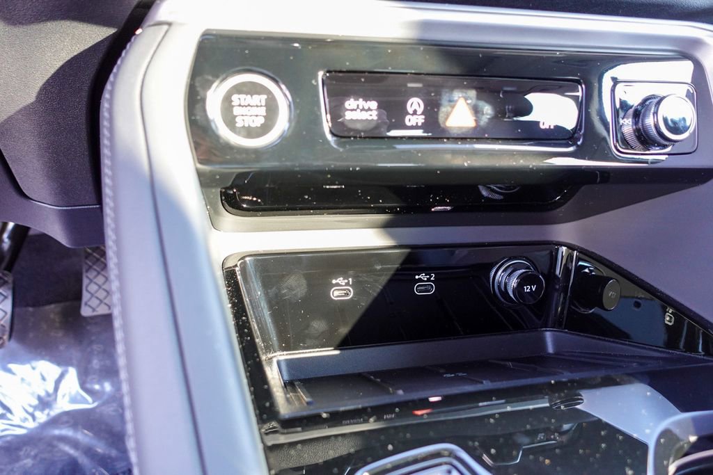 New 2025 Audi Q5 Premium Plus image 22