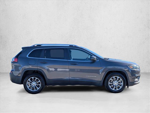 Used 2019 Jeep Cherokee Latitude Plus image 4