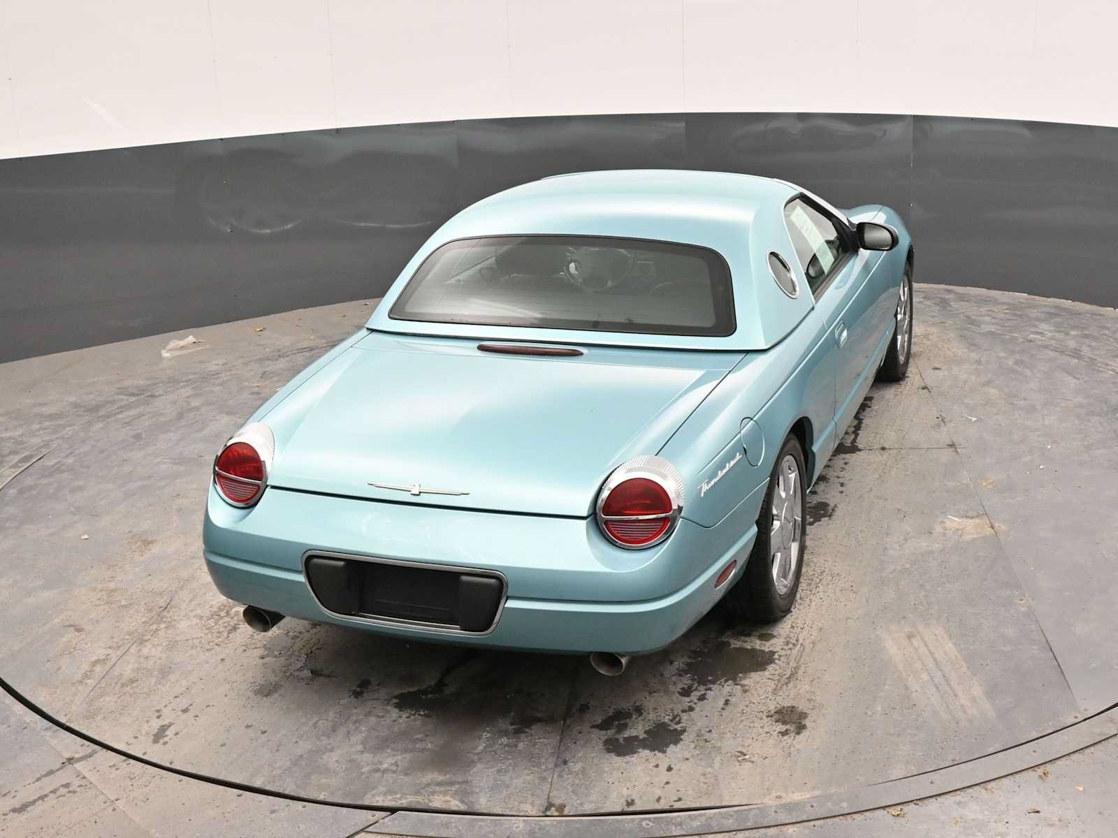 Used 2002 Ford Thunderbird RWD image 21