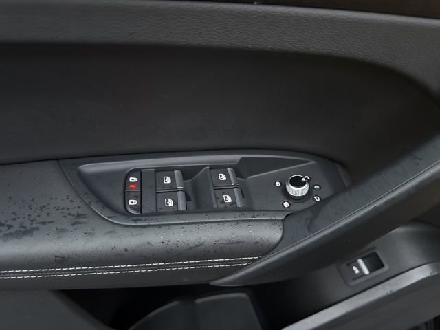 Used 2021 Audi Q5 2.0T Premium Plus w/ Premium Plus Package image 9