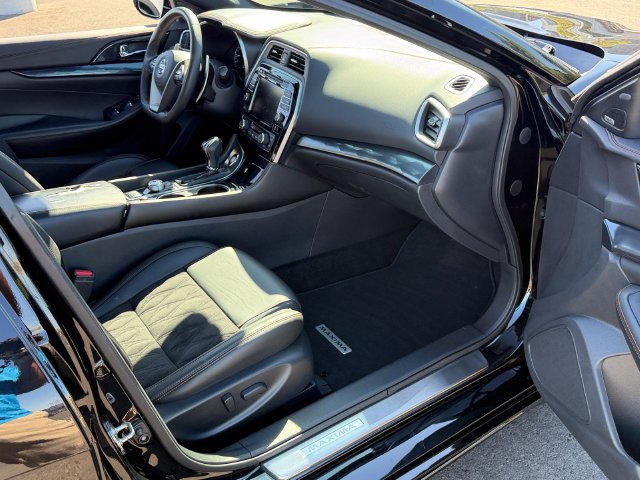 Used 2019 Nissan Maxima SR w/ Premium Package FWD image 28