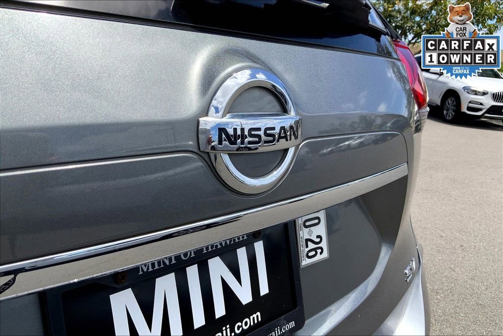 Used 2017 Nissan Rogue SV w/ SV Premium Package image 31