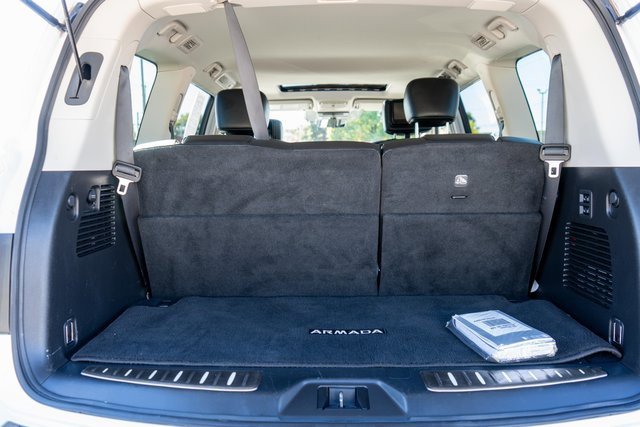 Used 2022 Nissan Armada Platinum w/ Captain's Chairs Package image 10