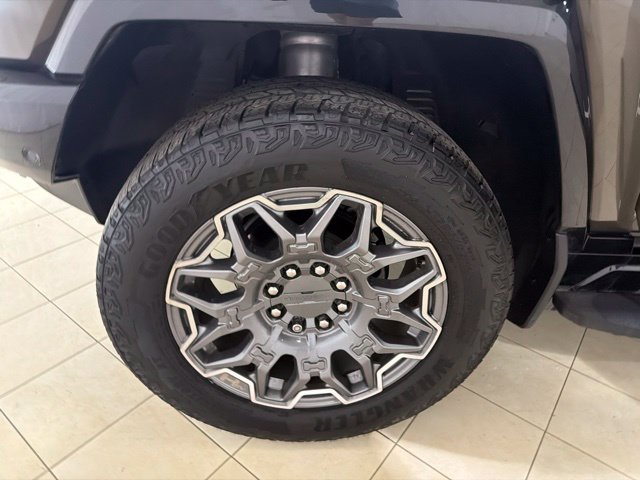 Used 2025 GMC Hummer EV 3X AWD/4WD image 31