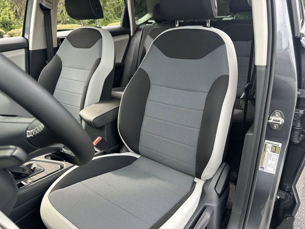 New 2025 Volkswagen Taos S image 11