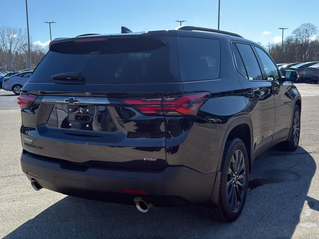 Used 2023 Chevrolet Traverse RS image 5