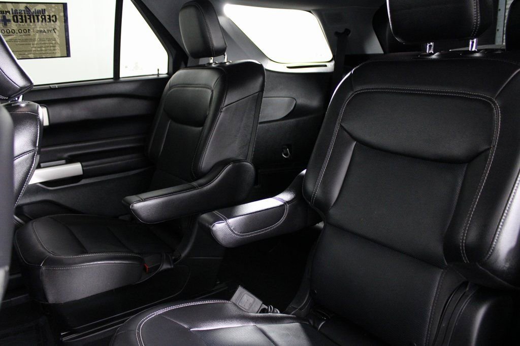 Used 2024 Ford Explorer Limited image 18