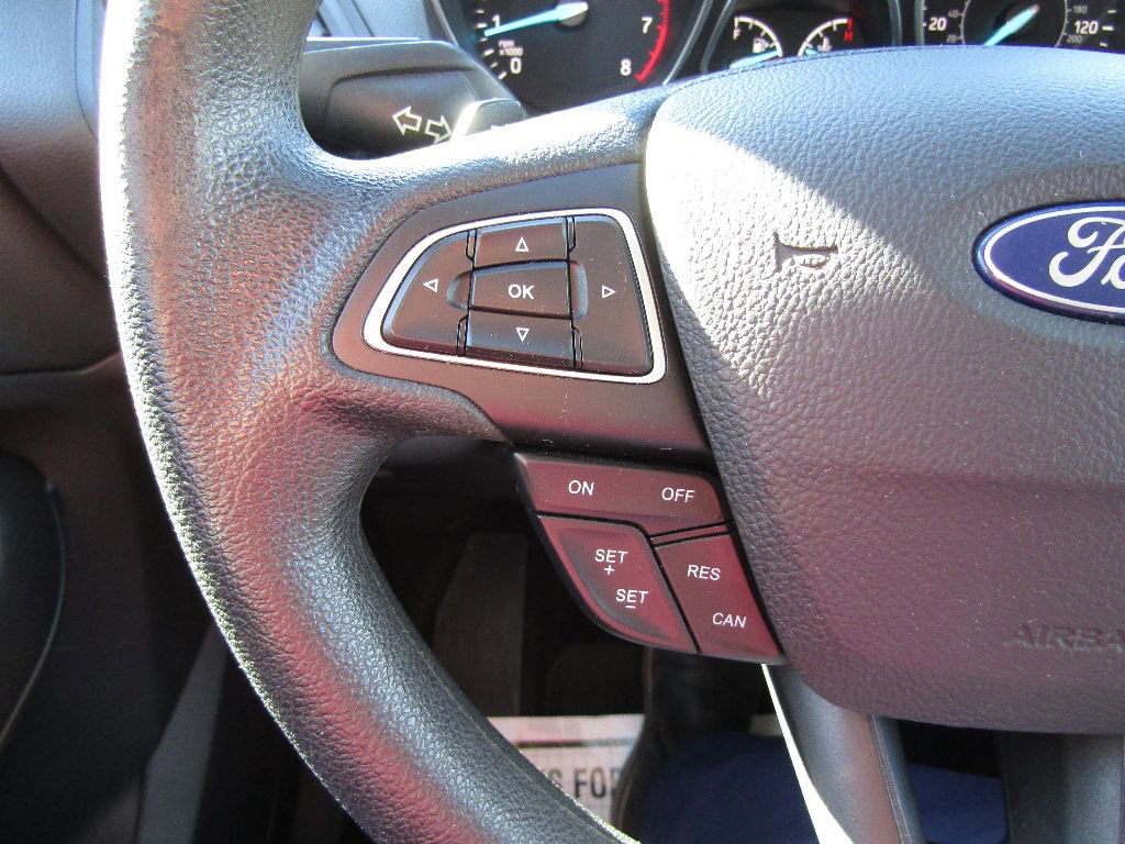 Used 2017 Ford Escape SE image 20