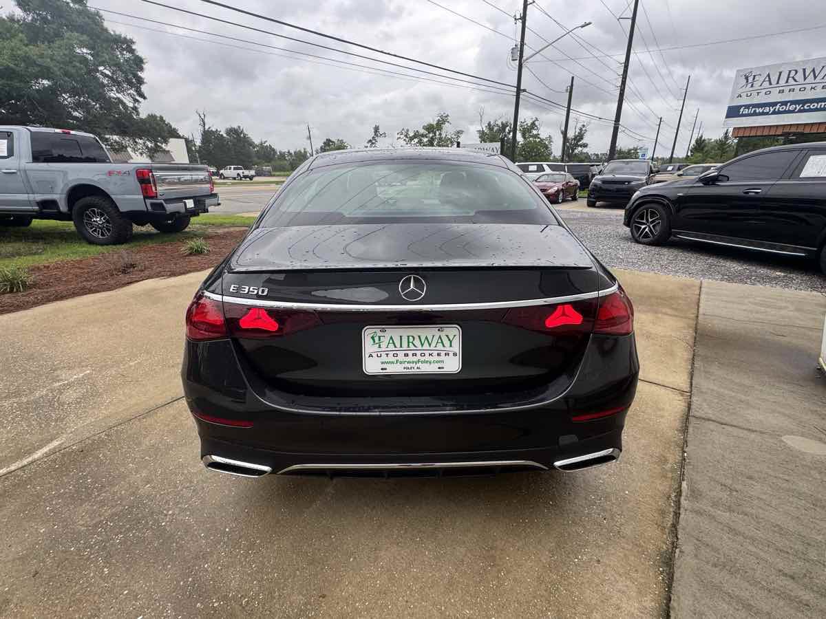 Used 2025 Mercedes-Benz E 350 Sedan w/ Multicontour Seating Package image 6